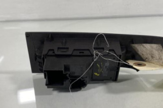 Interrupteur de leve vitre avant droit OPEL ASTRA J