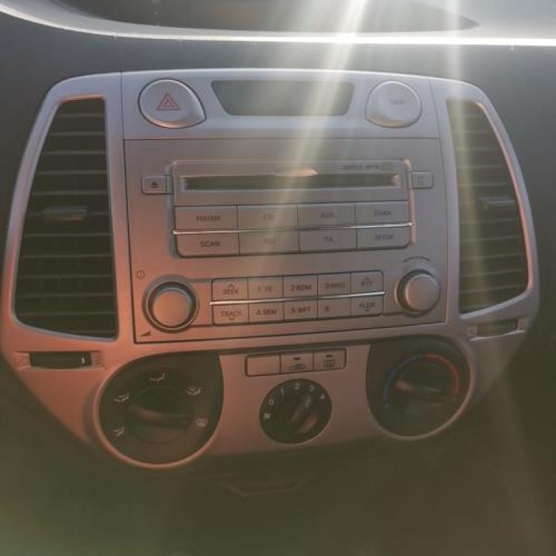 Retroviseur gauche HYUNDAI I 20 1 Photo n°12