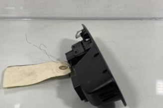 Interrupteur de leve vitre avant droit PEUGEOT 208 1