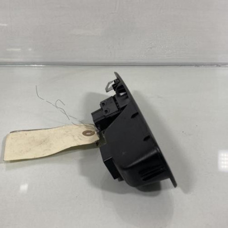 Interrupteur de leve vitre avant droit PEUGEOT 208 1