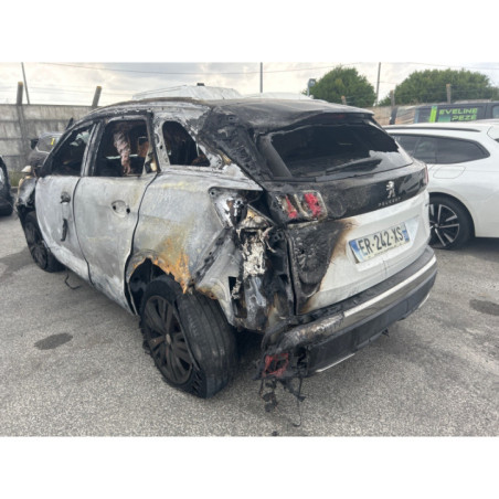 Poignee porte avant droit PEUGEOT 3008 2