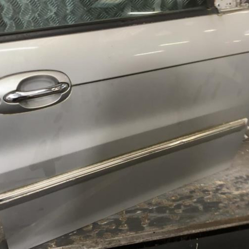 Porte avant droit KIA CARNIVAL 1 Photo n°3
