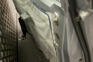 Porte avant droit KIA CARNIVAL 1