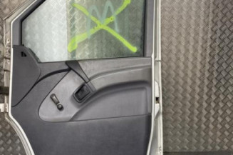 Porte avant droit MERCEDES VITO 638