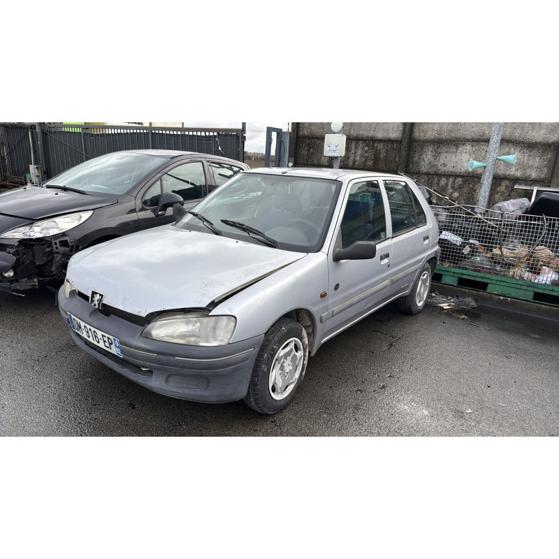 Pompe de direction PEUGEOT 106 Photo n°1