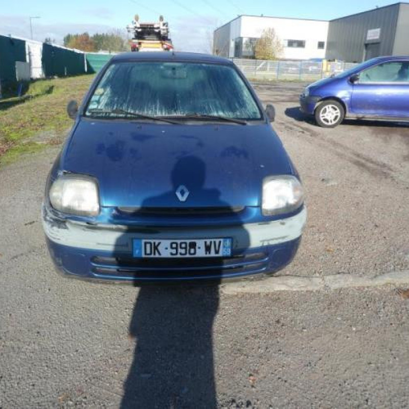 Fermeture de capot RENAULT CLIO 2 Photo n°4