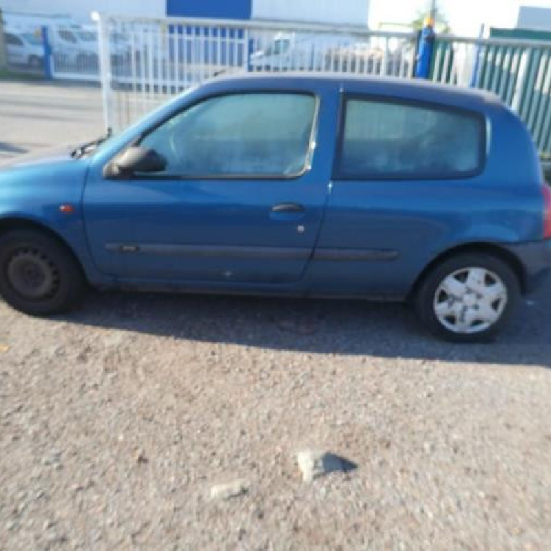 Fermeture de capot RENAULT CLIO 2 Photo n°7