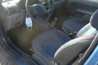 Fermeture de capot RENAULT CLIO 2
