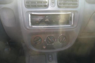 Fermeture de capot RENAULT CLIO 2