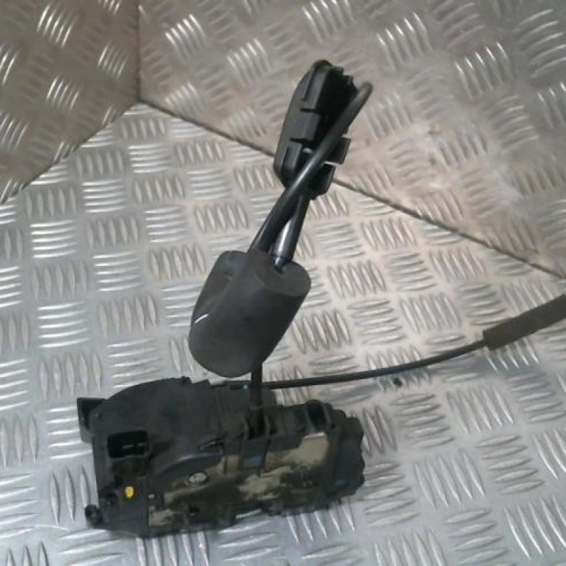 Serrure arriere droit RENAULT SCENIC 3 Photo n°3