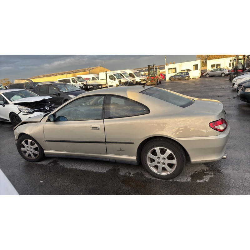Ceinture arriere droit PEUGEOT 406 Photo n°7