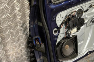 Porte avant droit VOLKSWAGEN POLO 4