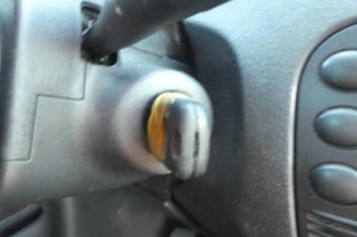 Serrure avant droit CITROEN C2
