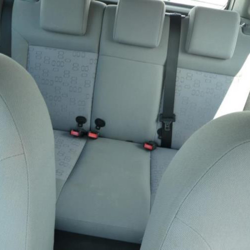 Serrure avant droit FORD FIESTA 5 Photo n°9