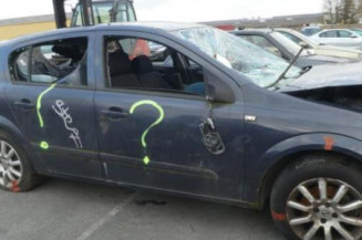 Serrure arriere droit OPEL ASTRA H