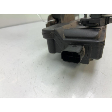 Serrure de coffre MERCEDES VIANO 639