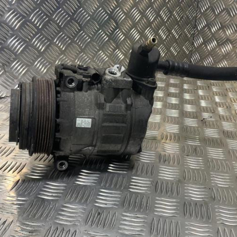 Compresseur clim MERCEDES CLASSE CLK 208 Photo n°1