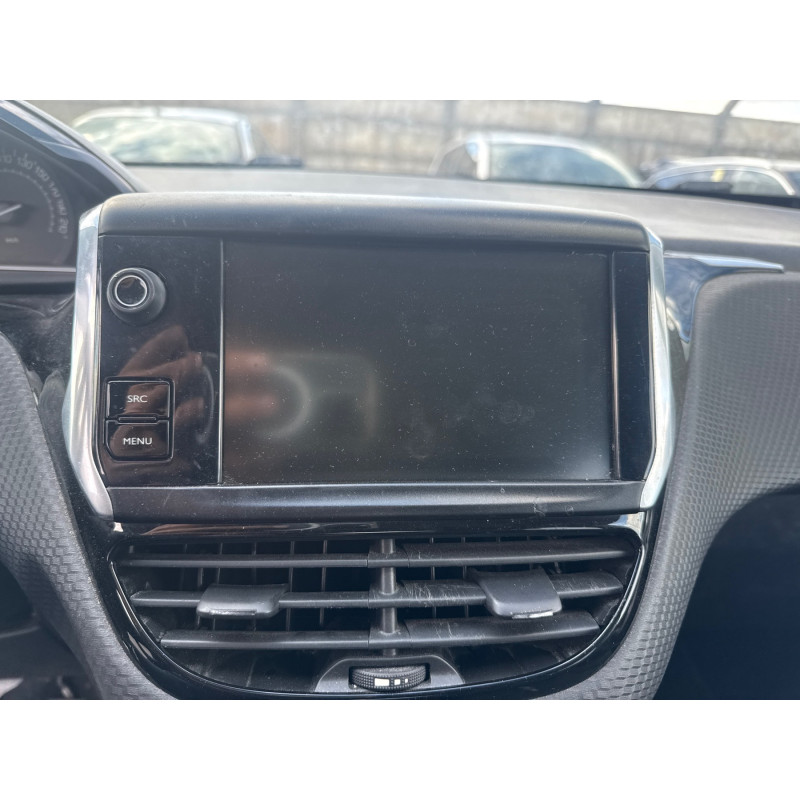PEUGEOT 2008 1 PHASE 1 1.2 VTI - 12V Photo n°6