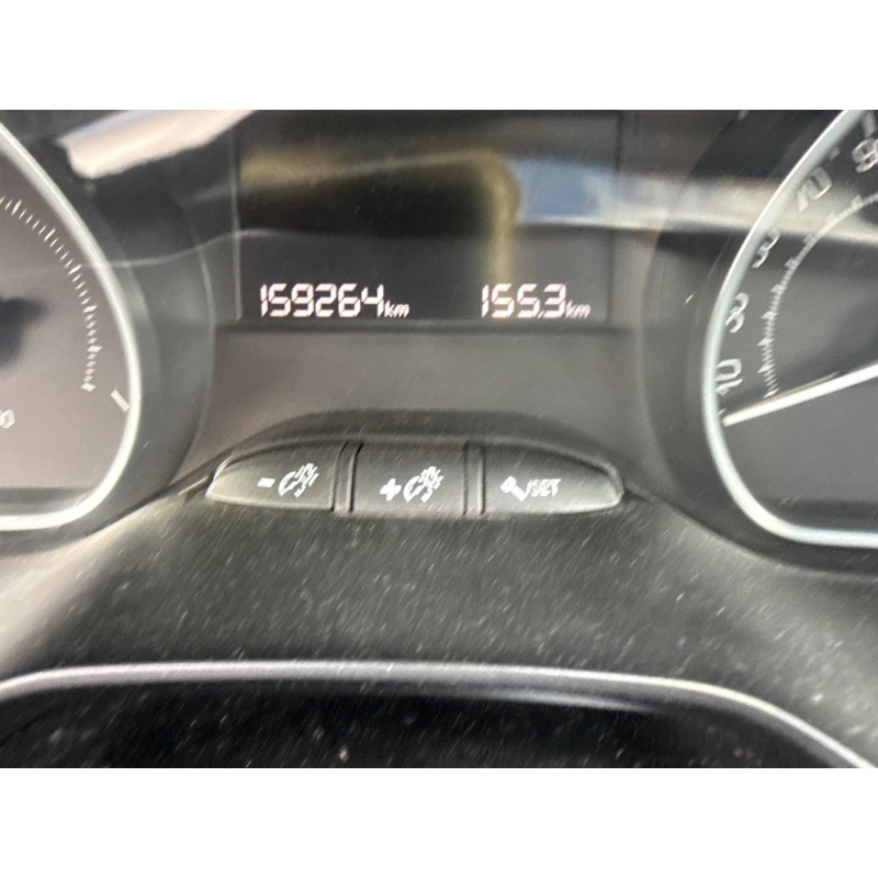 PEUGEOT 2008 1 PHASE 1 1.2 VTI - 12V Photo n°11