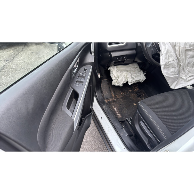 Anti brouillard gauche (feux) SUZUKI SX4 2 S-CROSS Photo n°9