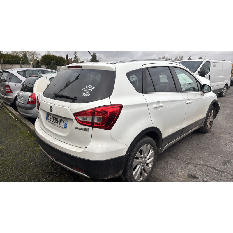 Vitre avant droit SUZUKI SX4 2 S-CROSS Photo n°3