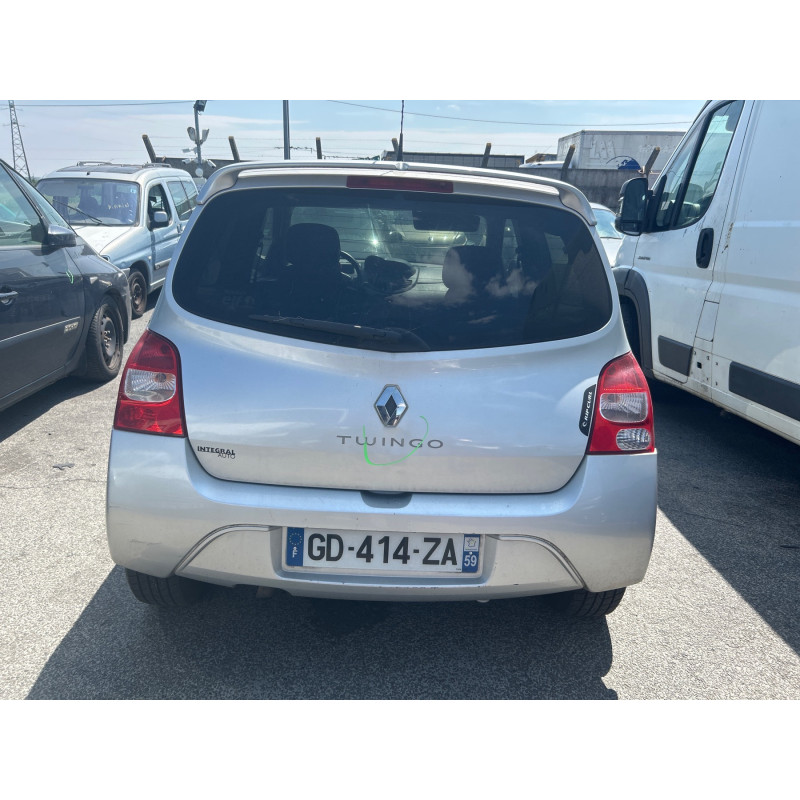 Pare choc arriere RENAULT TWINGO 2 Photo n°18