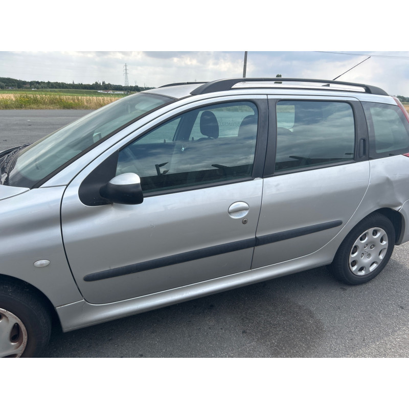 Pare choc arriere PEUGEOT 206 Photo n°7