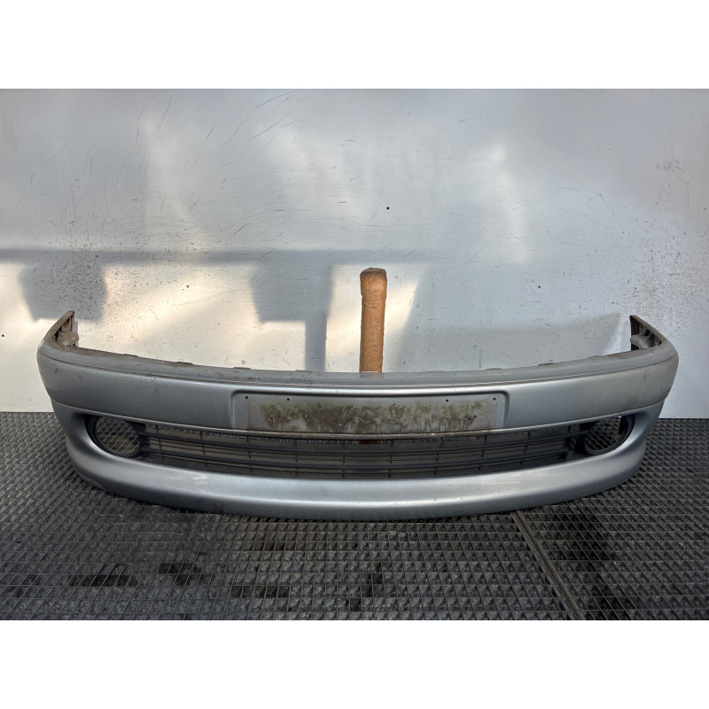 Pare choc avant PEUGEOT 306 Photo n°4