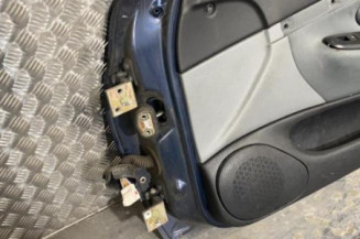 Porte avant droit PEUGEOT 406