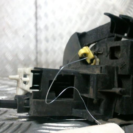 Serrure avant gauche RENAULT CLIO 2