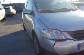 Moteur essuie glace arriere VOLKSWAGEN FOX