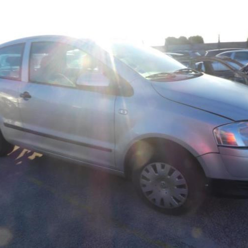 Moteur essuie glace arriere VOLKSWAGEN FOX Photo n°11