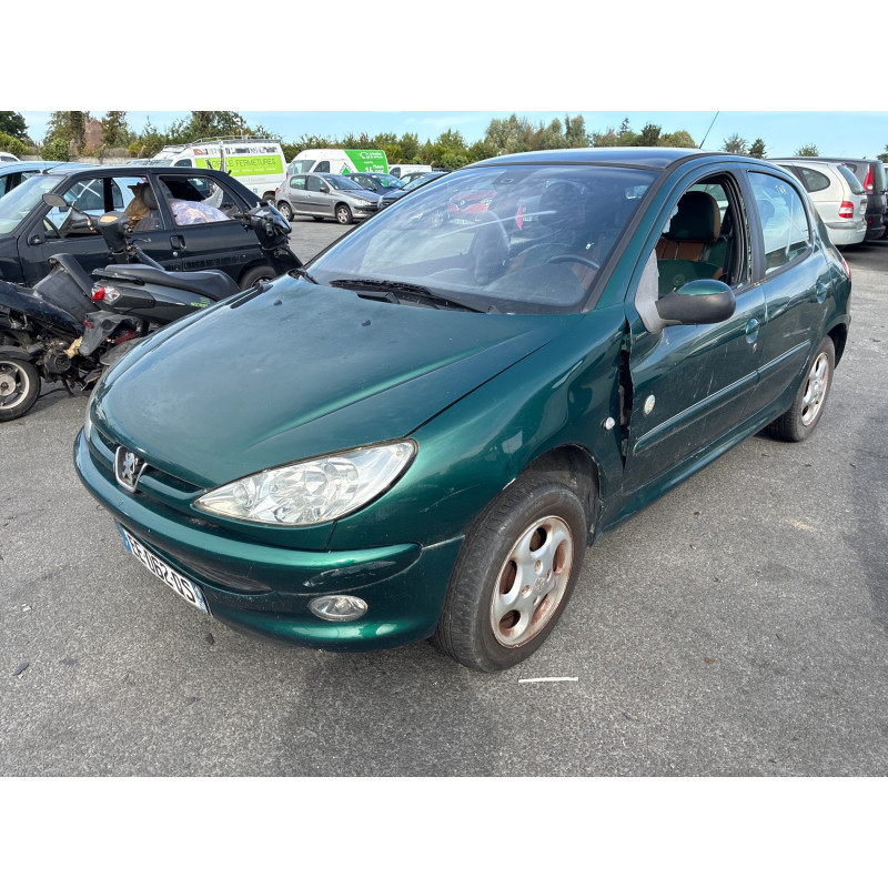 Boitier filtre a air PEUGEOT 206 Photo n°7