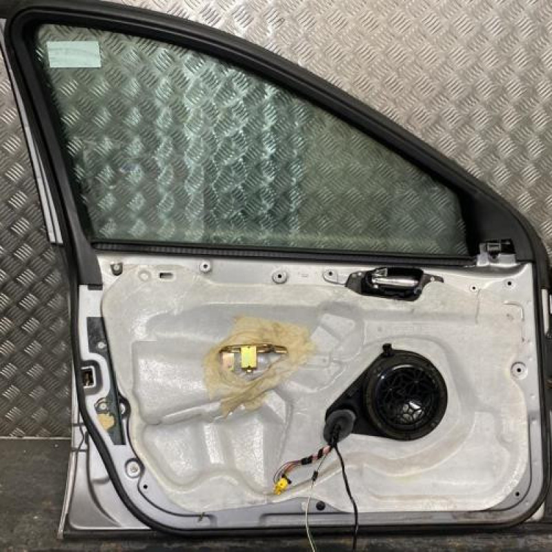 Porte avant gauche PEUGEOT 607 Photo n°4