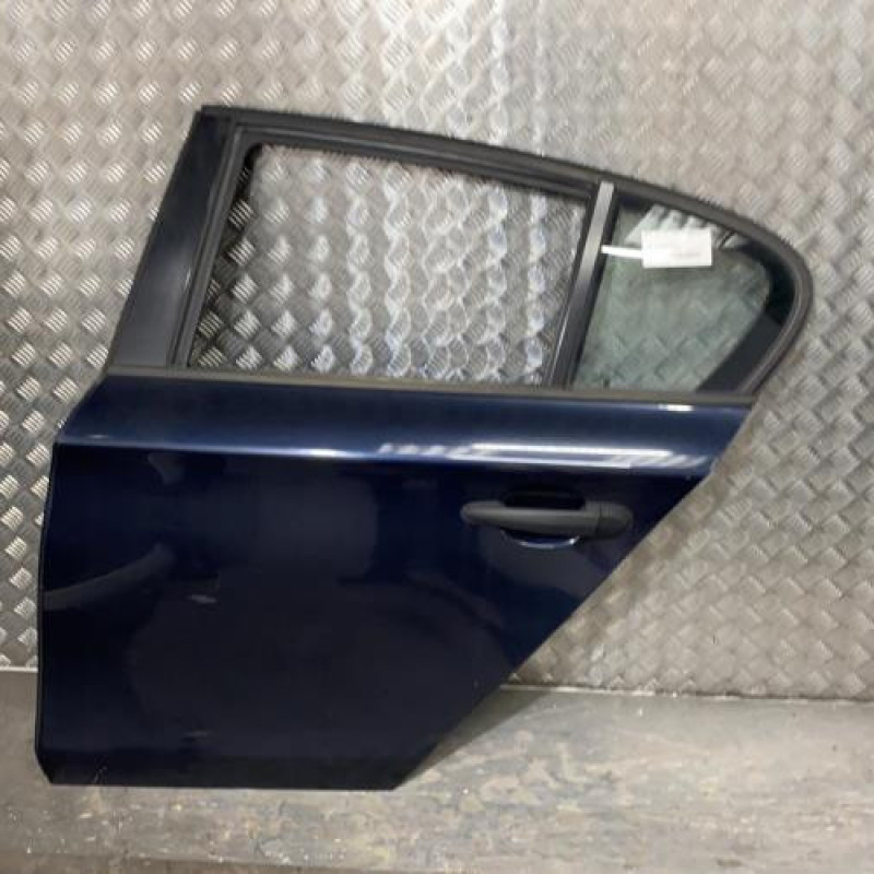 Porte arriere gauche BMW SERIE 1 E87 Photo n°1