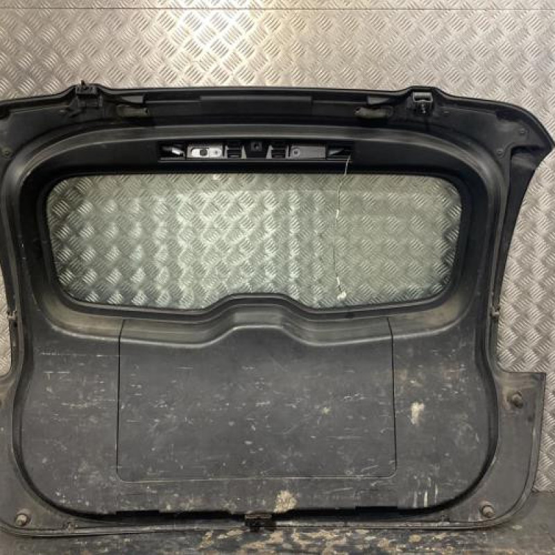 Malle/Hayon arriere MAZDA 5 1 Photo n°2
