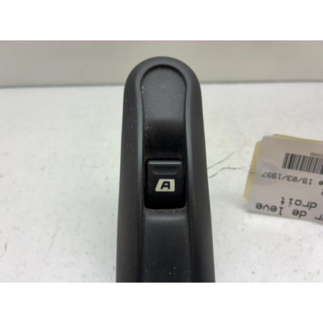 Interrupteur de leve vitre avant droit PEUGEOT 406