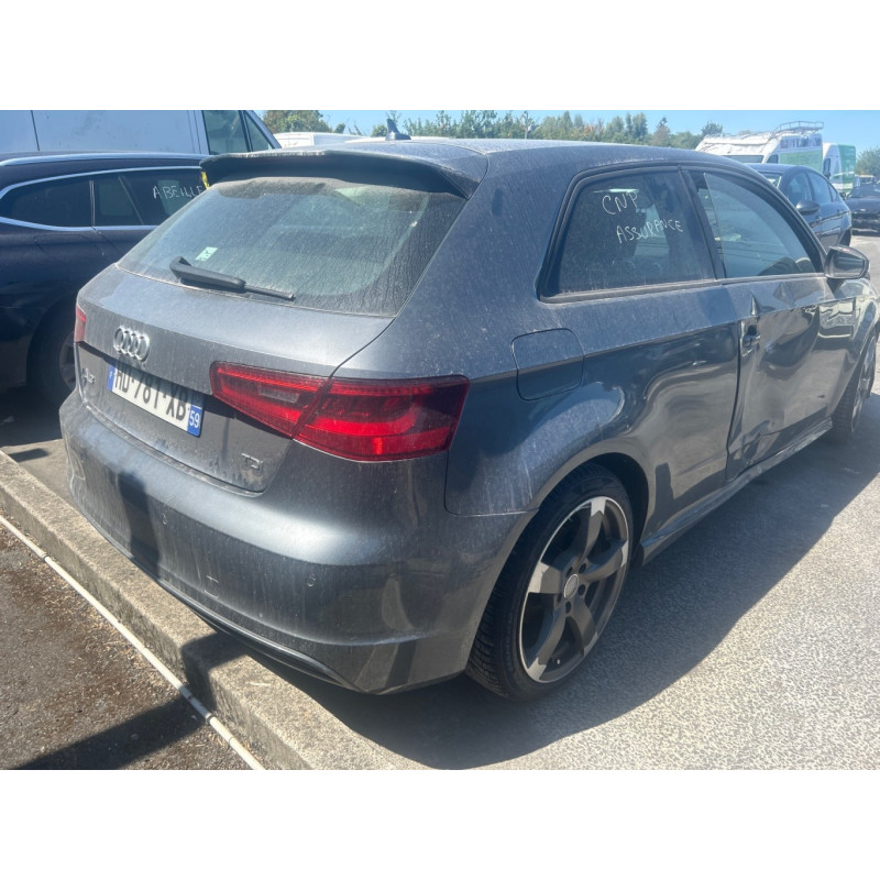 AUDI A3 3 PHASE 1 2.0 TDI - 16V TURBO Photo n°3
