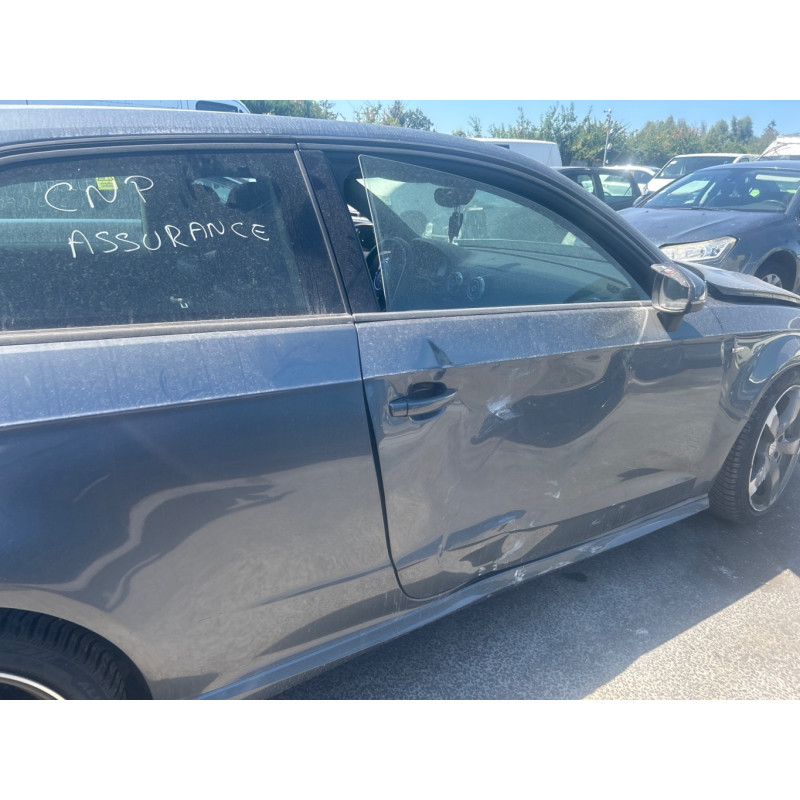 AUDI A3 3 PHASE 1 2.0 TDI - 16V TURBO Photo n°7