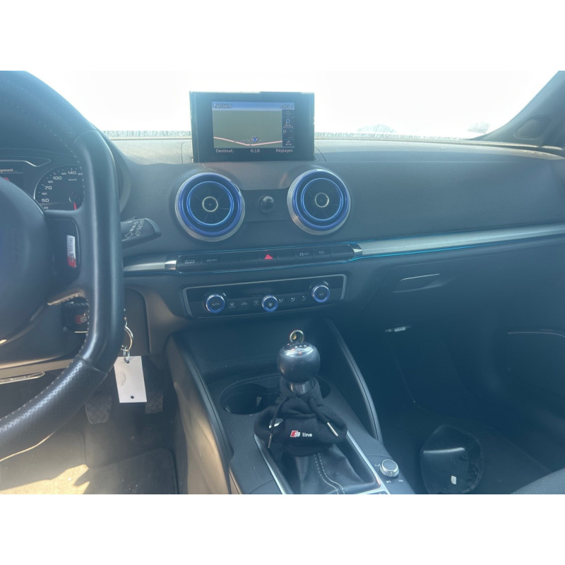 AUDI A3 3 PHASE 1 2.0 TDI - 16V TURBO Photo n°15