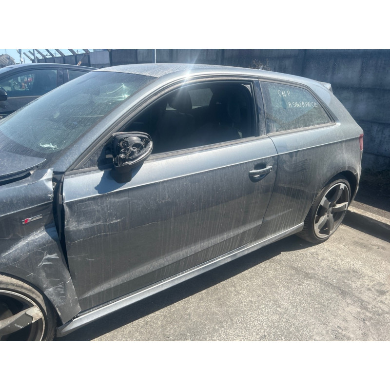 AUDI A3 3 PHASE 1 2.0 TDI - 16V TURBO Photo n°16