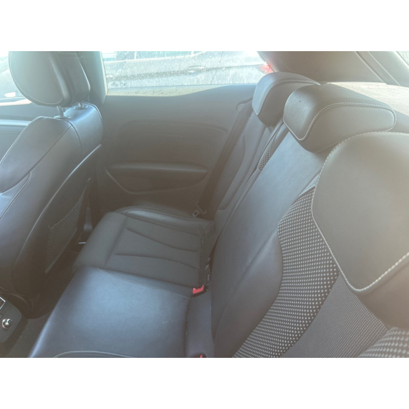 AUDI A3 3 PHASE 1 2.0 TDI - 16V TURBO Photo n°17