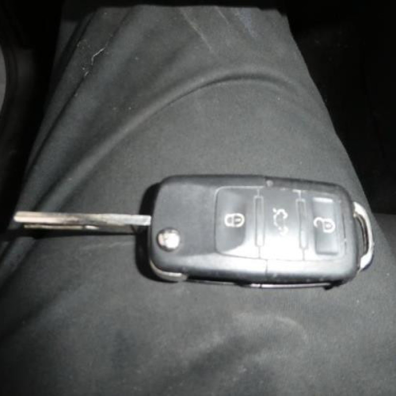 Serrure arriere droit VOLKSWAGEN POLO 5 Photo n°15