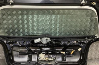 Malle/Hayon arriere VOLKSWAGEN POLO 4
