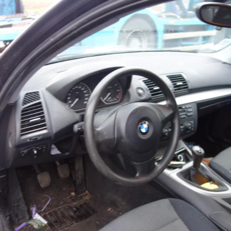 Malle/Hayon arriere BMW SERIE 1 E87 Photo n°9