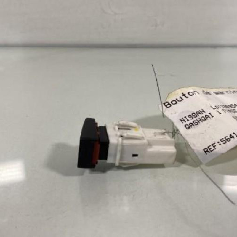 Bouton de warning NISSAN QASHQAI 1 Photo n°2