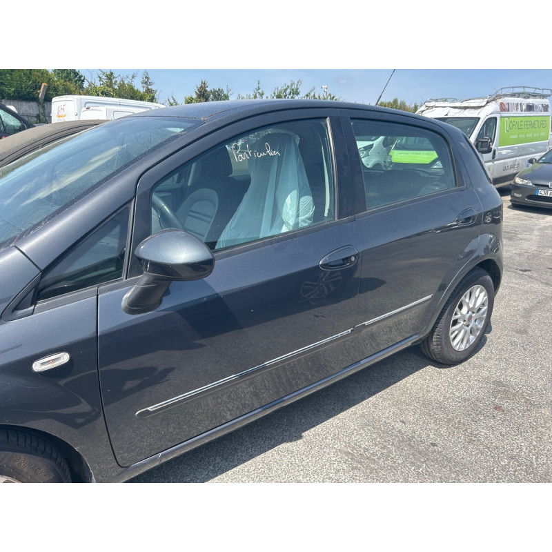 FIAT PUNTO EVO 3 1.3 JTD - 16V TURBO MULTIJET Photo n°12