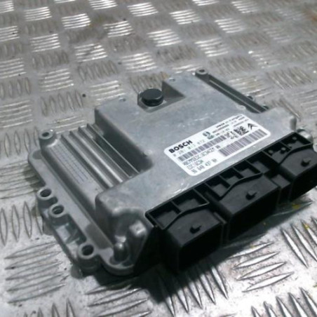 Calculateur CITROEN C5 2 Photo n°1