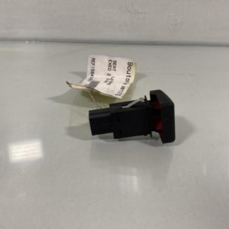 Bouton de warning SEAT EXEO