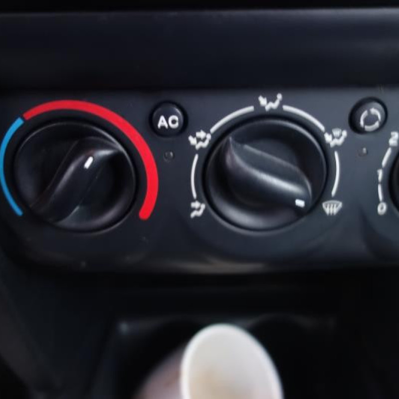 Serrure avant droit RENAULT CLIO 2 Photo n°8